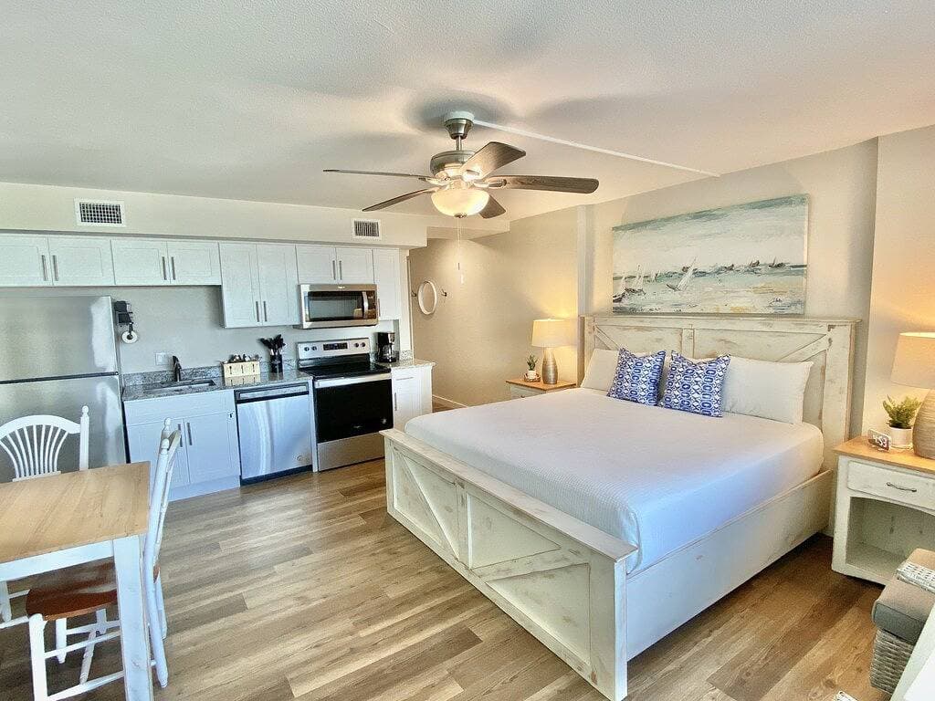 Sandcastle Condominiums Unit 410 1