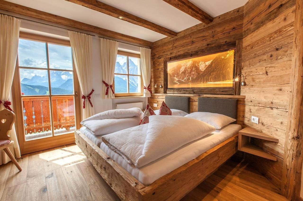 Foto 4 von 12: Apartment with Mountain View
