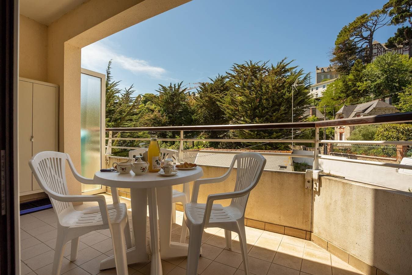Foto 2 von 12: Ferienwohnung für 4 Personen mit Balkon