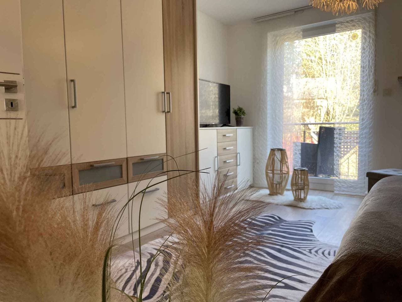Foto 13 von 43: Ferienwohnung mit Tischfußball und Sonnenliegen