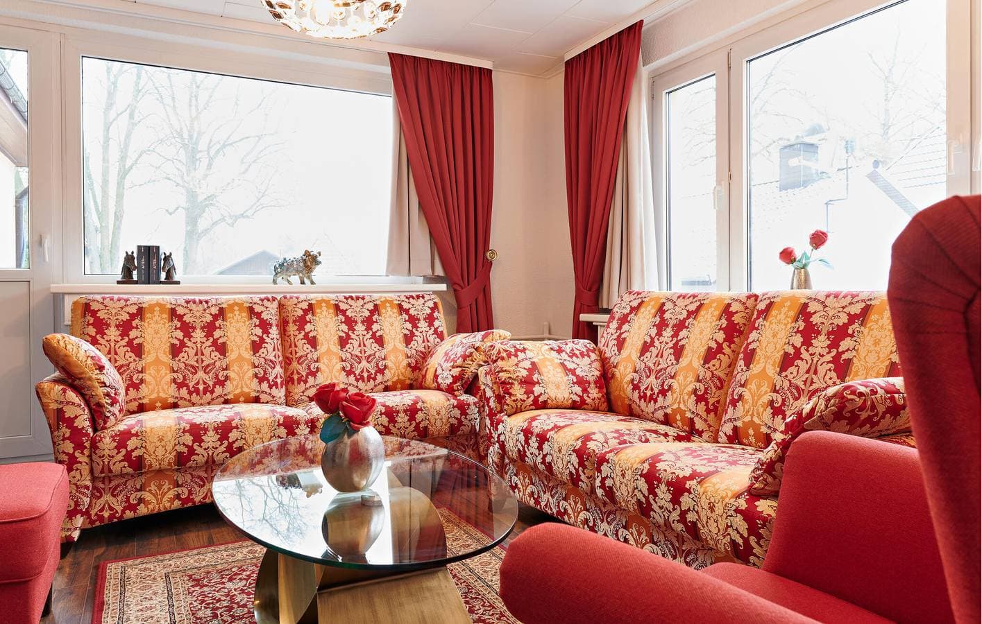Foto 3 von 19: Gemütliche Wohnung mit TV, Terrasse, Parkplatz, Küche und Internet