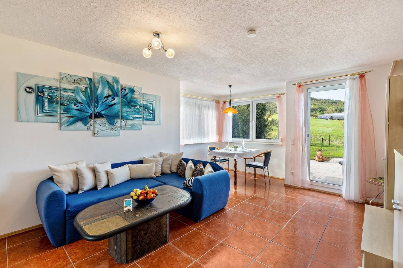 Foto 4 von 23: Ferienwohnung 'Ayleen' mit Bergblick, privater Terrasse und WLAN