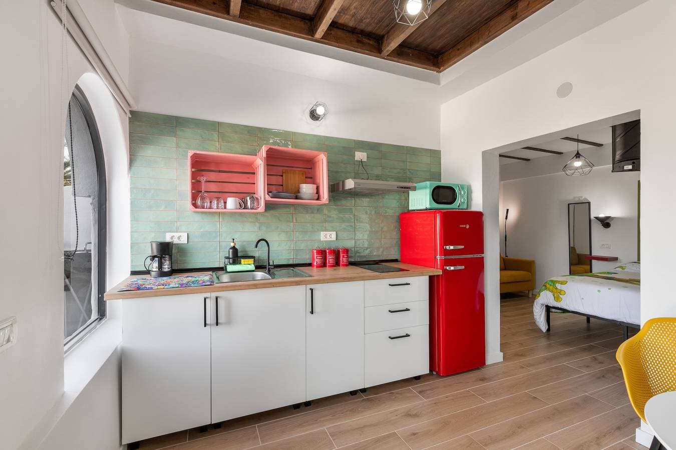 Foto 7 von 23: Ferienhaus 'Loft Limami' mit Meerblick, WLAN und Klimaanlage