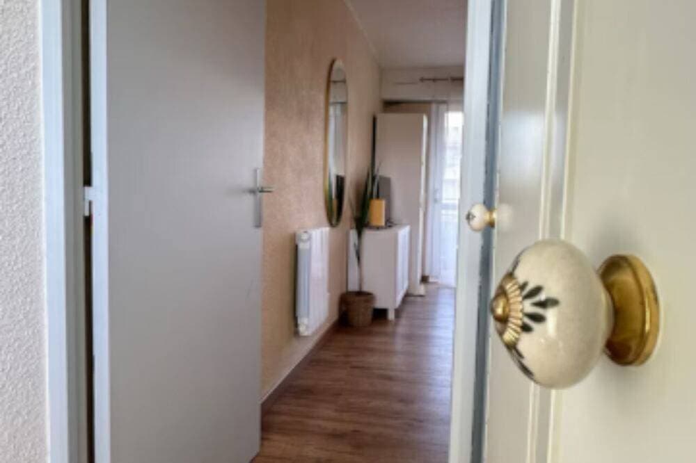 Foto 7 von 10: Cosy apartment with balcony + parking - quiet 2 steps from downtown