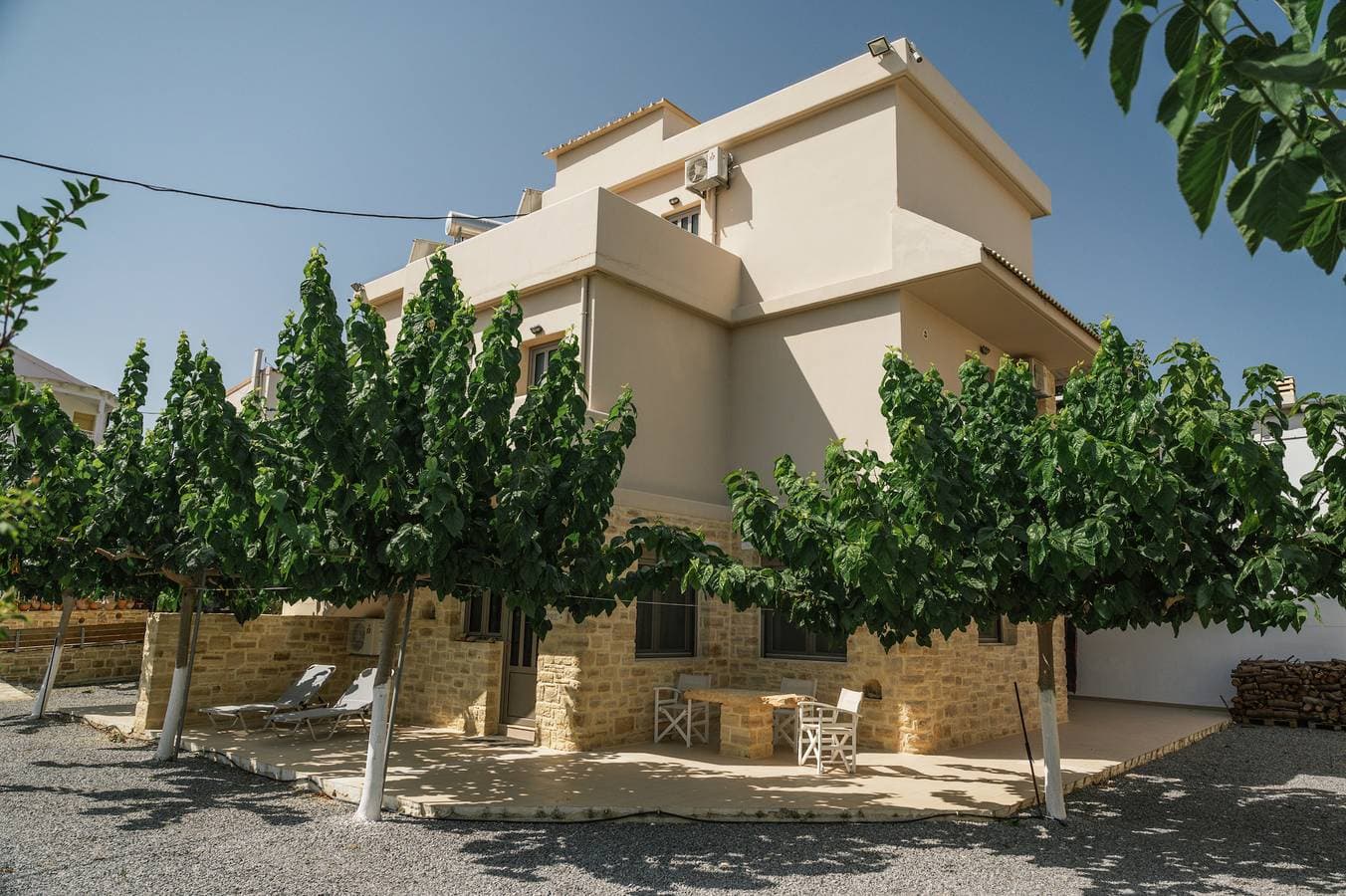 Apartment Mythos 1