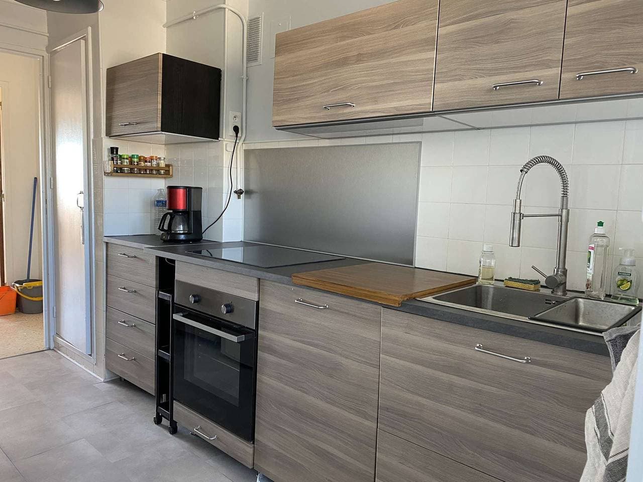 Foto 9 von 25: 200 m vom Strand entfernt, Apartment mit 2 Schlafzimmern und Terrasse mit Meerblick! Privater Parkplatz