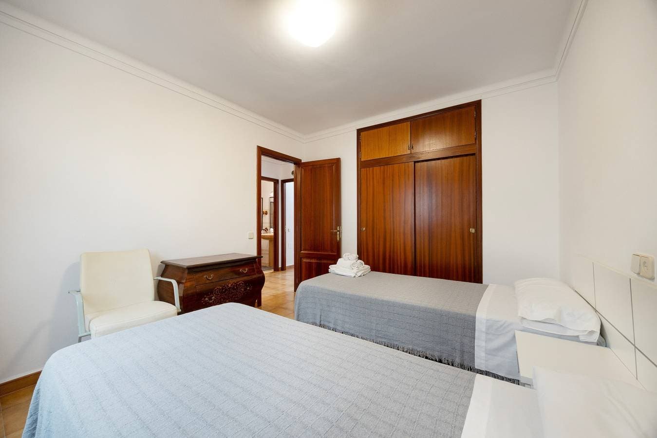 Foto 13 von 32: Apartamento Vives Ref 9002 mit Meerblick, WLAN und Klimaanlage