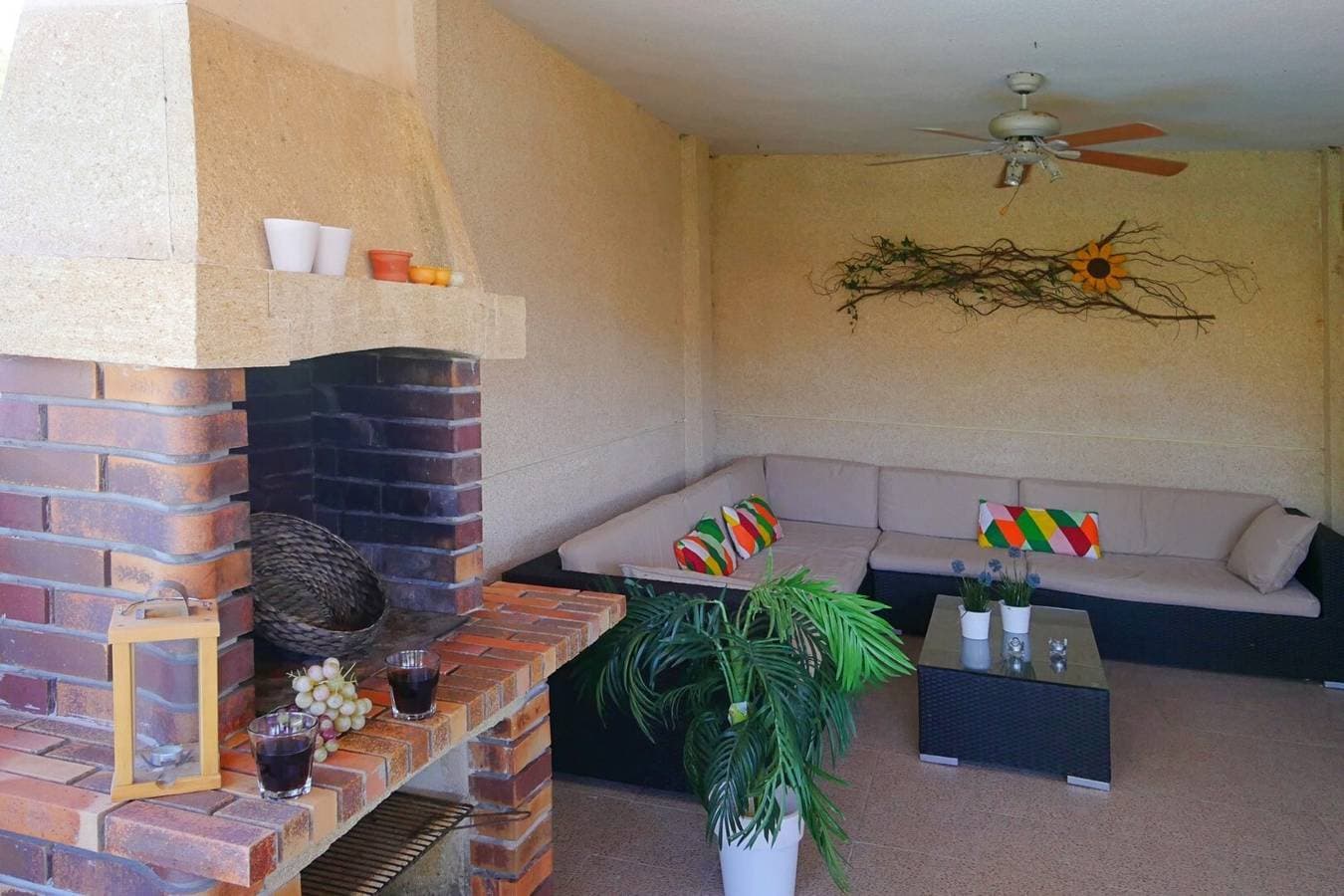 Foto 9 von 38: Ferienhaus 'Ca Na Cati' mit WLAN, Klimaanlage, Pool, Garten, Terrasse und Balkon