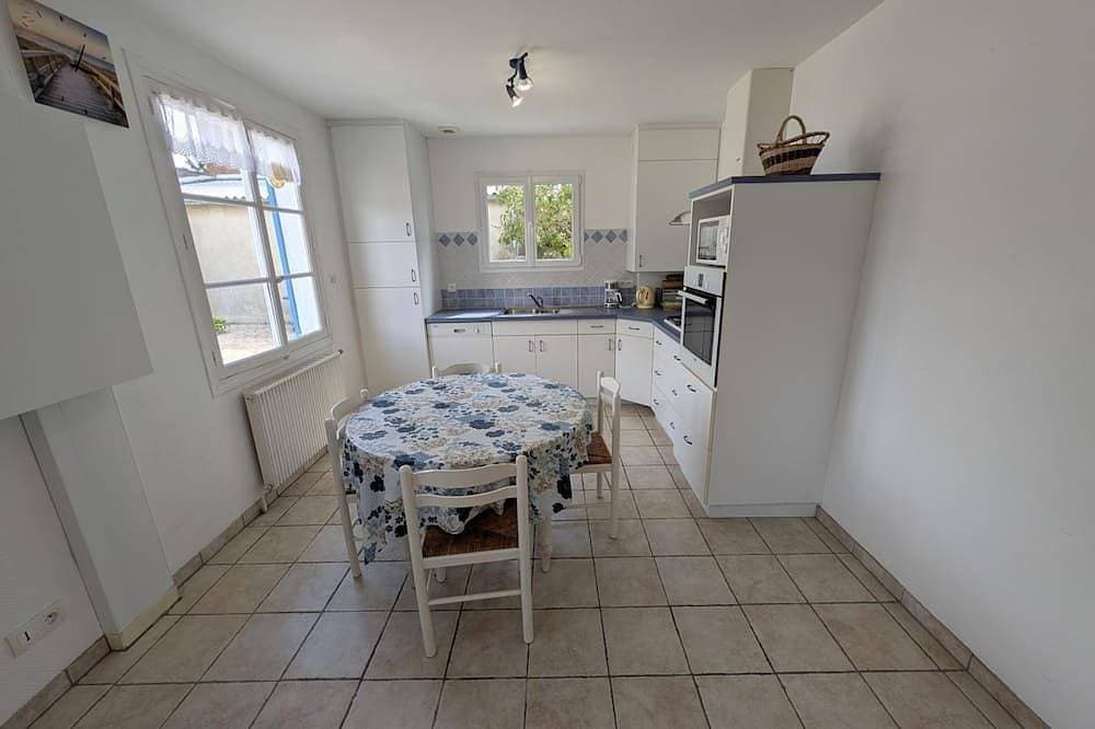 Foto 9 von 15: Charmantes Bungalow in St-Pair-sur-Mer, nahe dem Strand