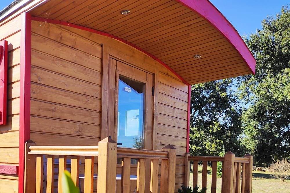 Comfortable caravan 1
