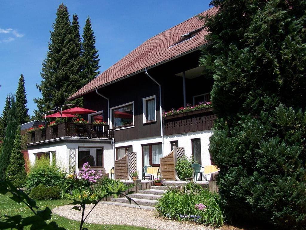 Foto 5 von 31: Hotel Vier Jahreszeiten - Apartment mit 1 Schlafzimmer