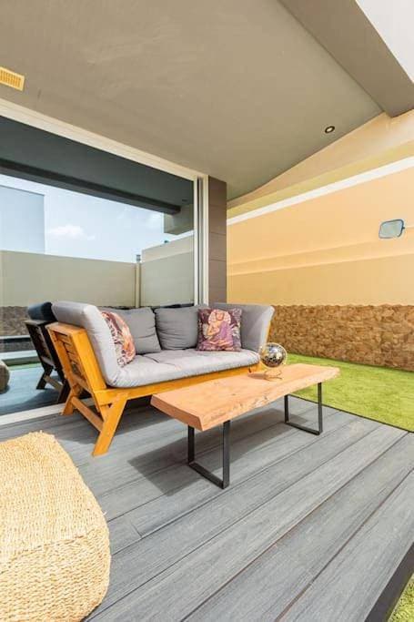 Foto 5 von 57: Three-Bedroom Townhouse