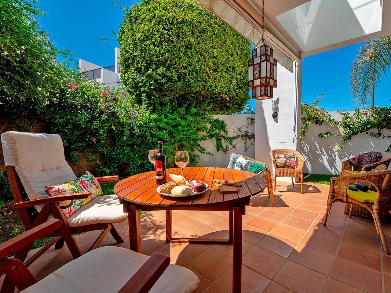 Behagliches Reihen-Endhaus im Residencial Playa Fontanilla bei Conil. Mit Pool. 1