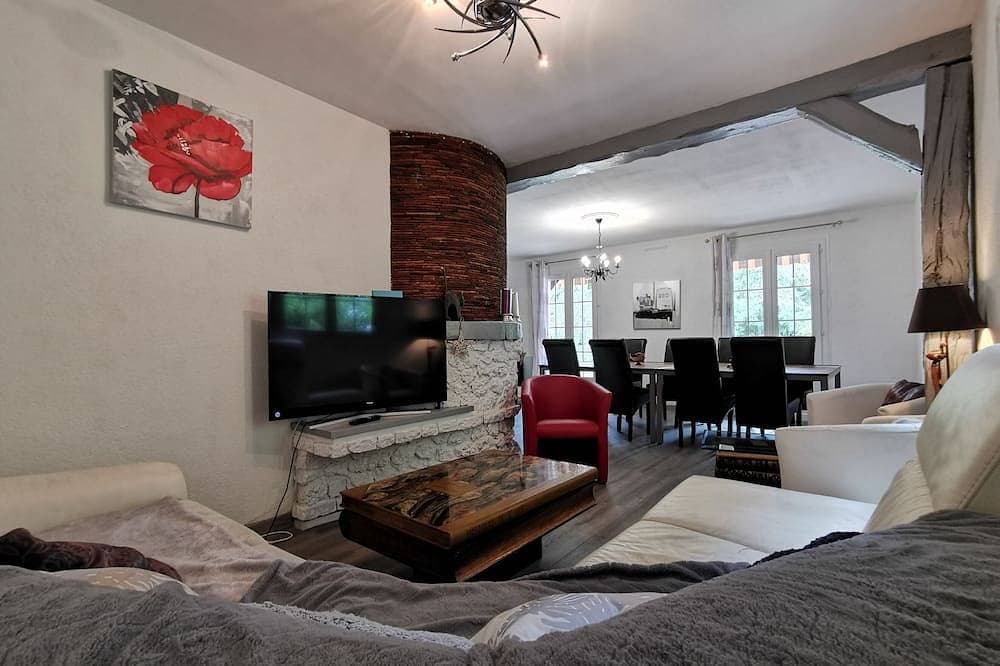 Foto 9 von 18: Ferienhaus 'Gite La Chenevelle' mit privater Terrasse, Garten und WLAN