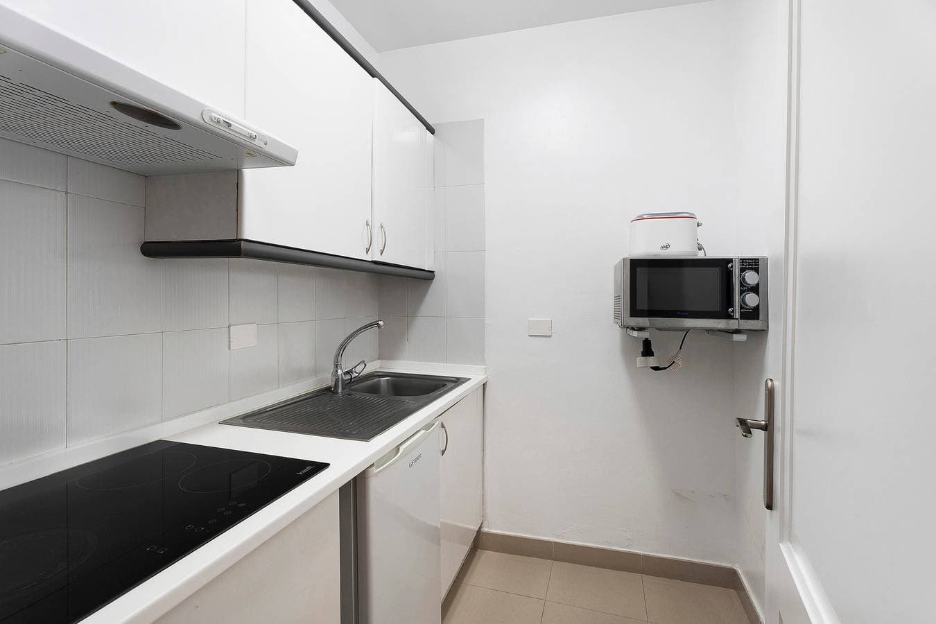 Foto 5 von 25: Ferienwohnung "La Quinta" mit Meerblick, Gemeinschaftspool und WLAN