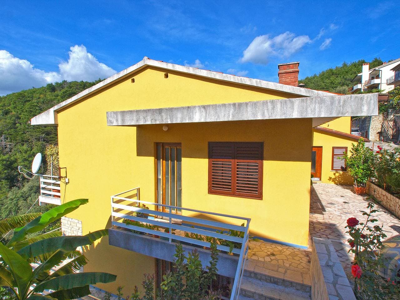 Foto 9 von 31: Ferienwohnung für 3 Personen mit Terrasse