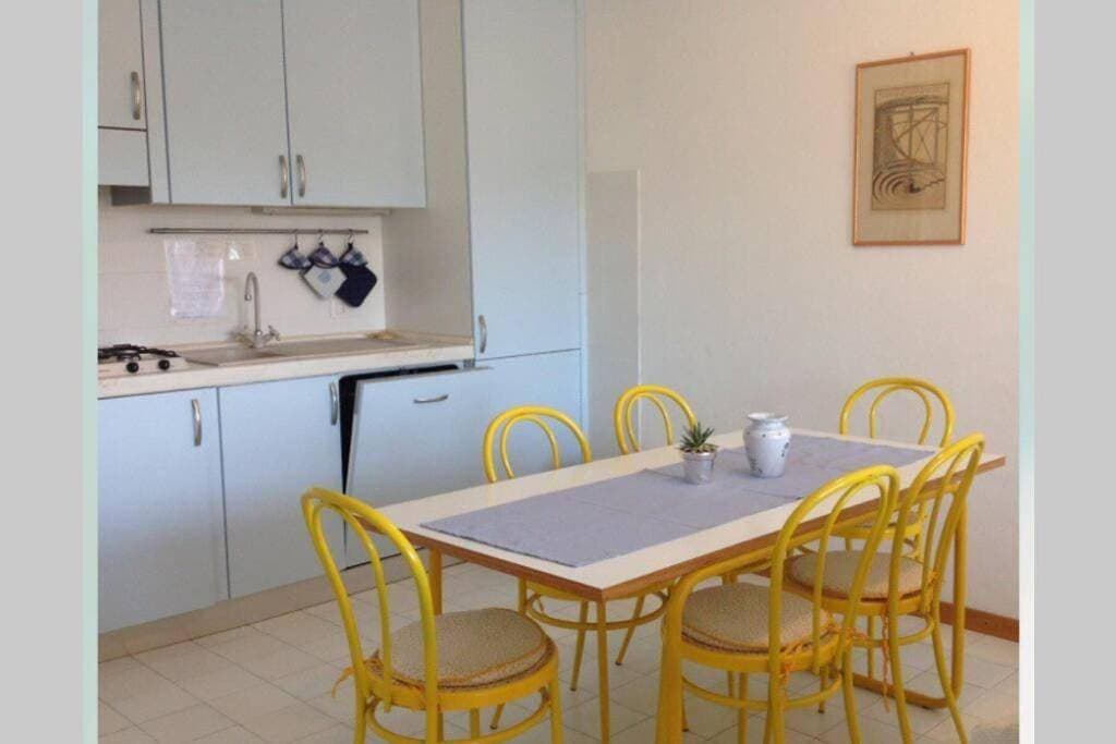 Foto 5 von 12: Two-Bedroom Apartment