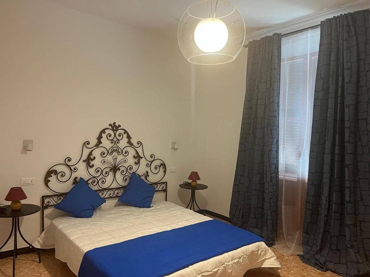 Foto 4 von 33: Two-Bedroom Apartment with Terrace and Sea View