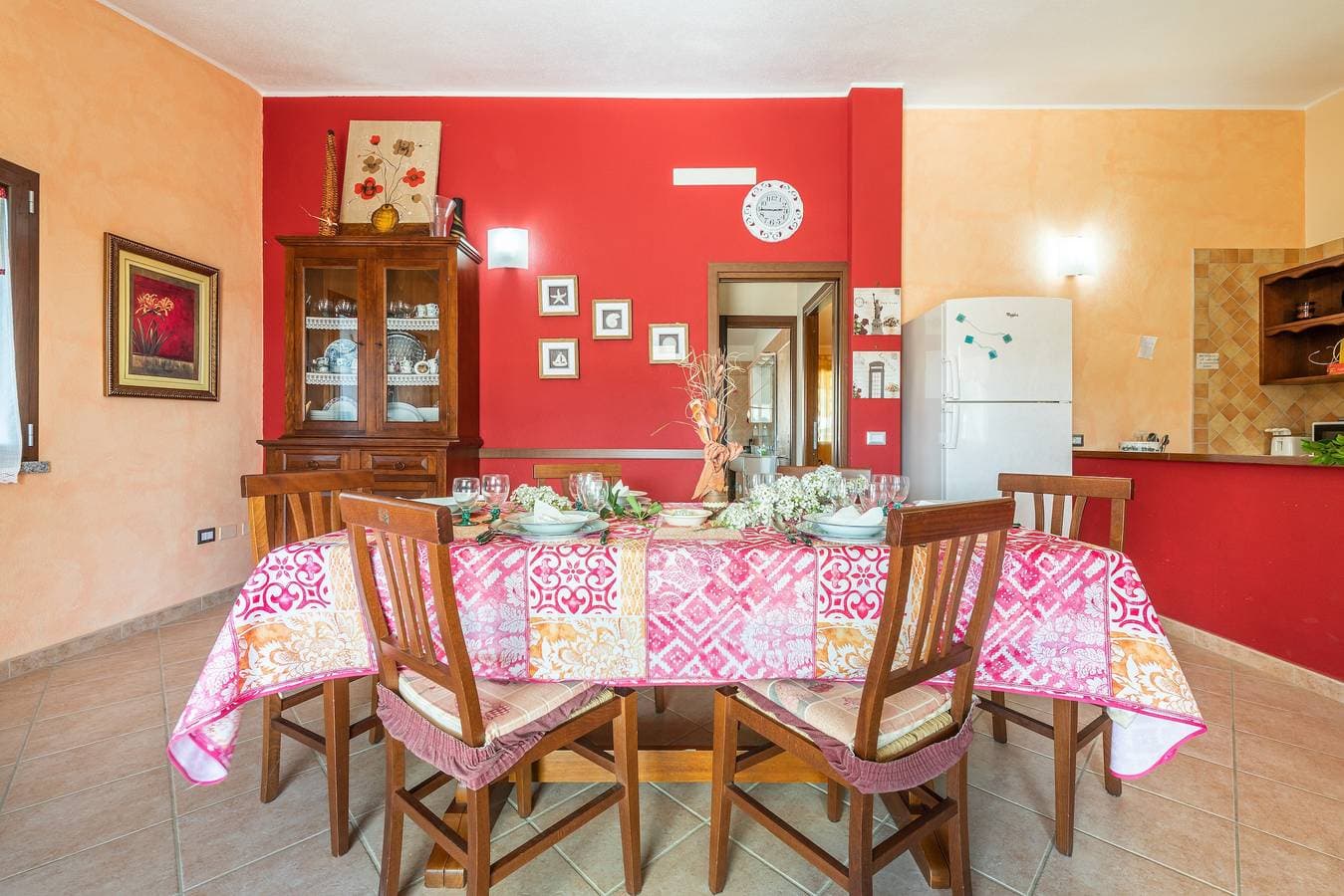 Foto 5 von 26: Ferienhaus 'Villetta Bacio Del Sole' mit Bergblick, privater Terrasse und eigenem Garten