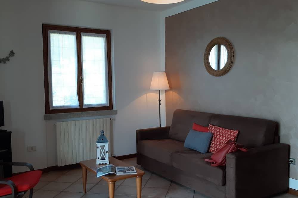 Foto 6 von 30: Casa Maffei Top Fewo 3, 2. Stock, Balkon mit traumhaftem Seeblick, Stellplatz