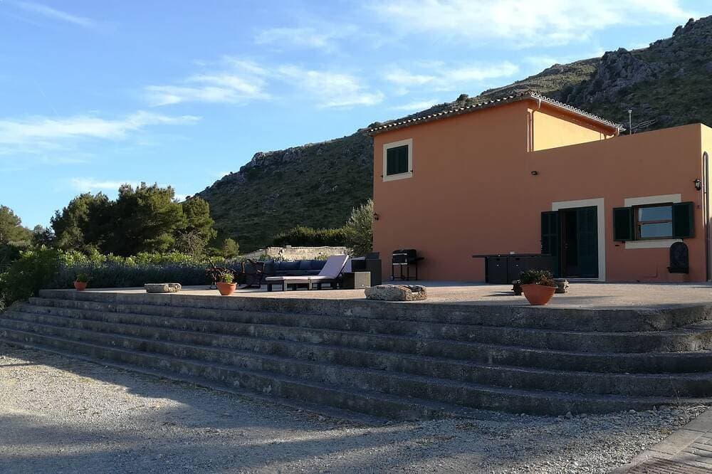 Foto 9 von 13: Villa für Tierliebhaber in Strandnähe