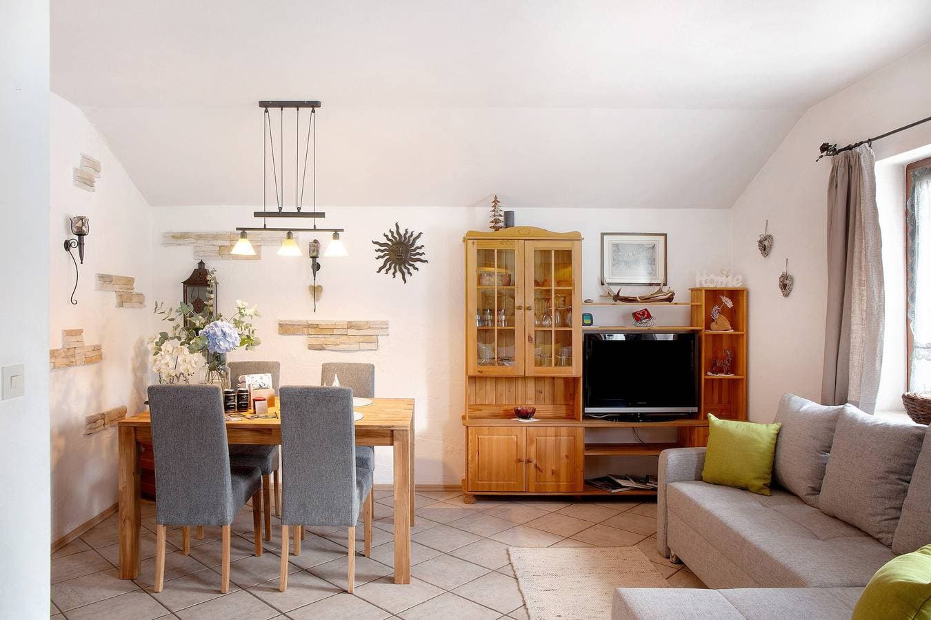 Foto 4 von 28: Ferienwohnung 'Brunnsteinnest' mit Bergblick, Balkon und WLAN