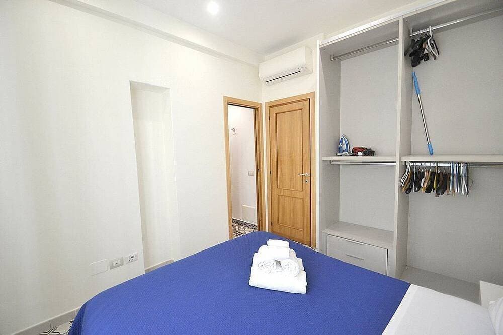 Foto 5 von 30: Villa Elicona E: A welcoming apartment situated in a central location, at a short distance from the Cathedral of Ravello, with Free Wi-Fi.