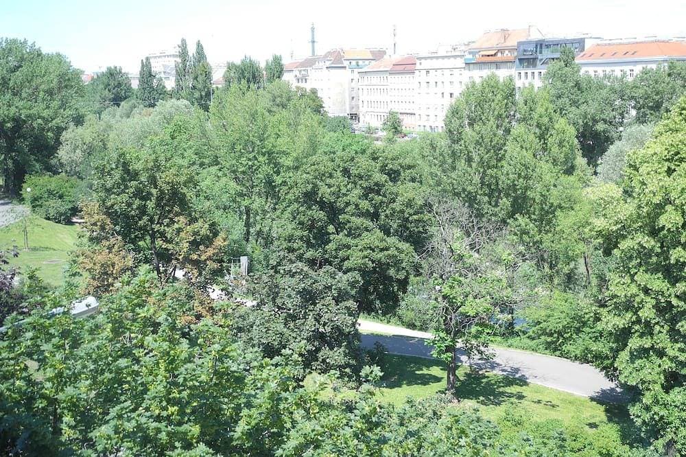 Foto 9 von 11: Liebevoll eingerichtetete Jungendstilwohnung in Gründerzeithaus