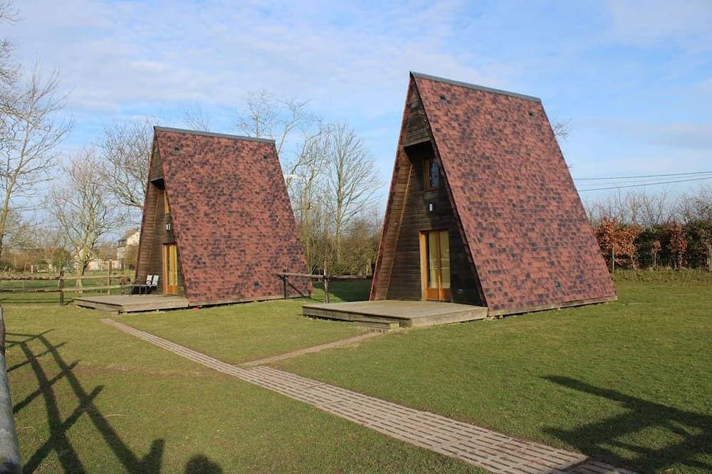 Foto 8 von 15: 2**Lodge Bois Confort 5 minutes from the beach and 10 minutes from Pointe du Hoc