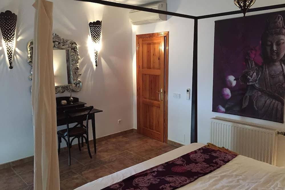 Foto 5 von 25: Villa in Sayalonga mit Privatpool