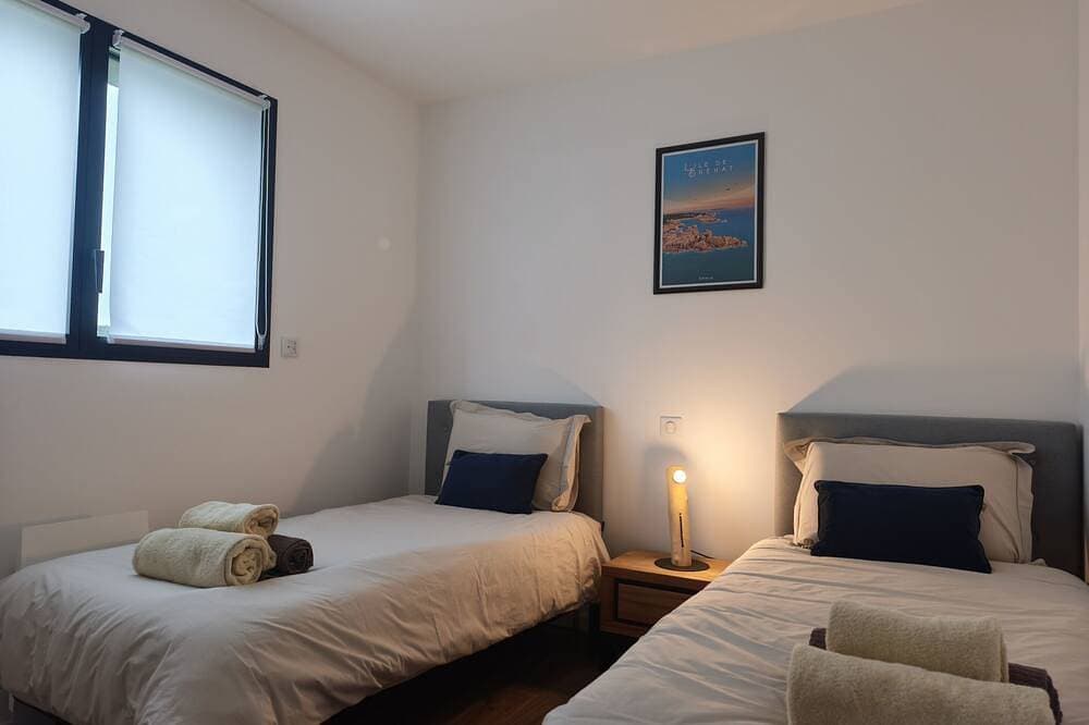 Foto 4 von 30: Kerzoé-Gîte-Ensuite-Premium-Poolblick