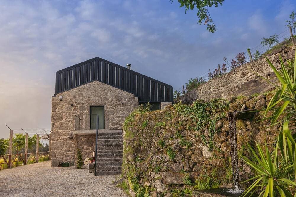 Foto 12 von 30: Cerca da Milhera | Main House | Swimming Pool | Art | Retreat | Minho
