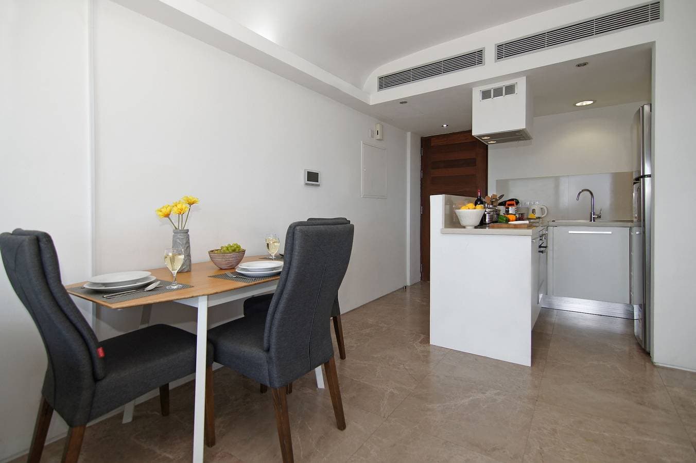 Foto 12 von 32: Ferienwohnung für 4 Personen mit Pool