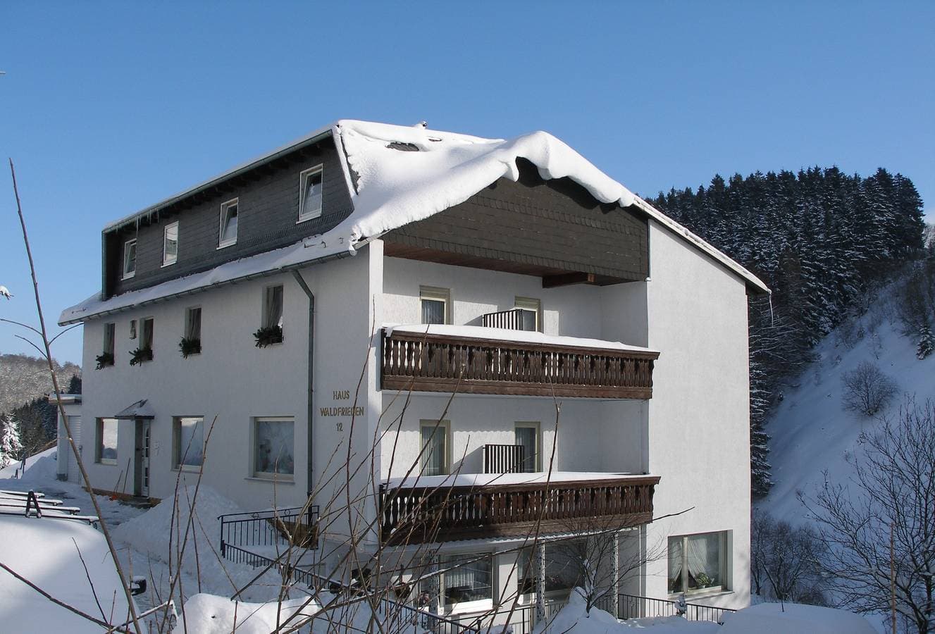 Foto 8 von 15: Haus Waldfrieden - Pension Haus Waldfrieden MeineCardPlus Doppelzimmer