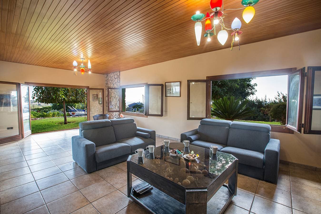 Foto 8 von 30: Villa für 8 Personen mit Balkon/Terrasse