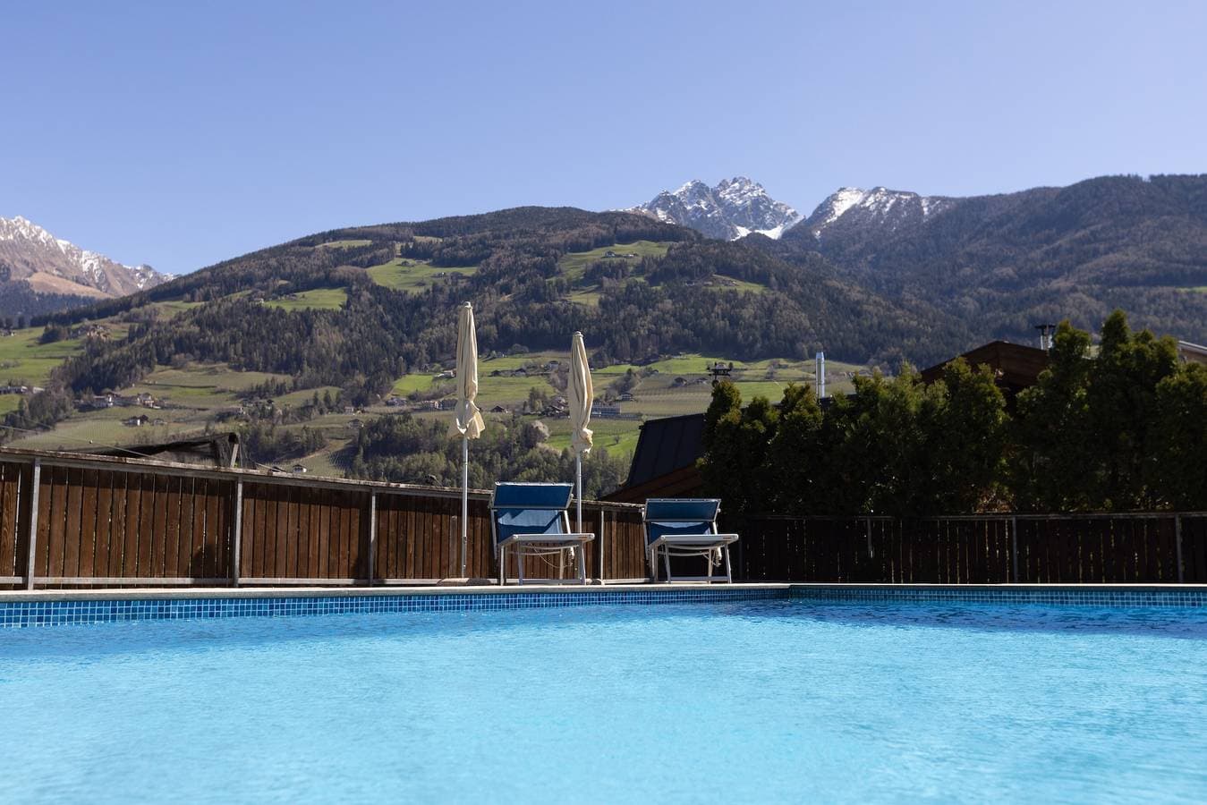 Foto 8 von 33: Ferienwohnung "Kleon 1" mit Bergblick, Gemeinschaftspool und WLAN