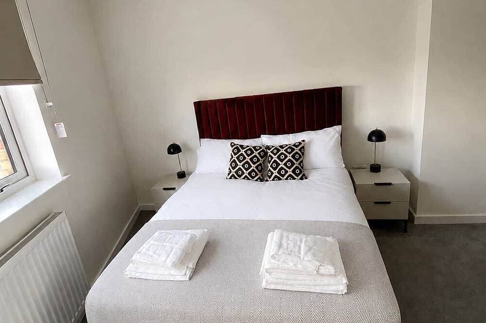 Foto 4 von 24: Staines ·Parking · 2 Bed · 2 Bath · Sleeps 5 · Lhr