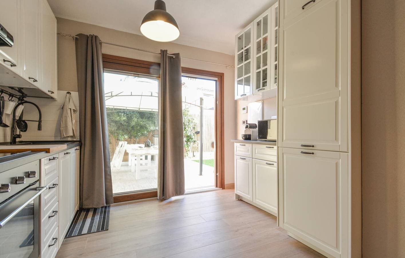 Foto 5 von 17: Gemütliche Wohnung mit Garten, Parkplatz und AC in der Nähe von Marina di Capitana Beach