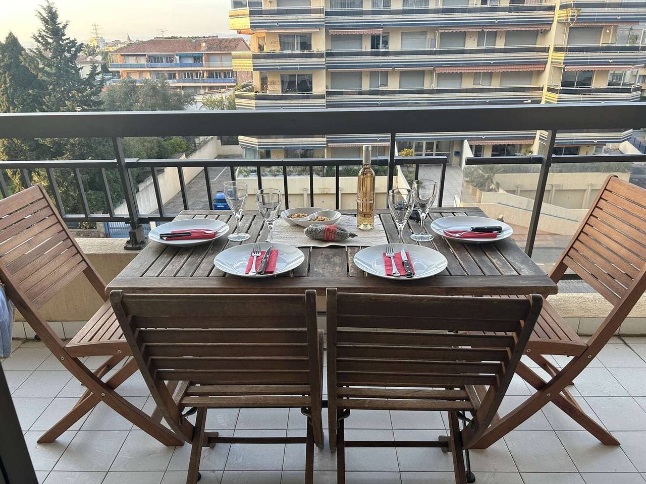 Foto 12 von 20: Studio Kabine in Strandnähe, 4 Schlafplätze, Terrasse, Fréjus, 3. Etage
