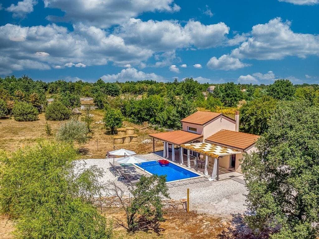 Foto 2 von 19: Ferienhaus mit 2 Schlafzimmer
