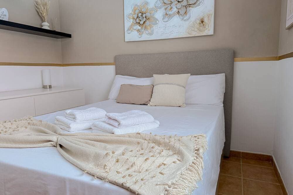 Foto 10 von 30: Pambnb – Bright Family Flat with Pools & Large Outdoor Space