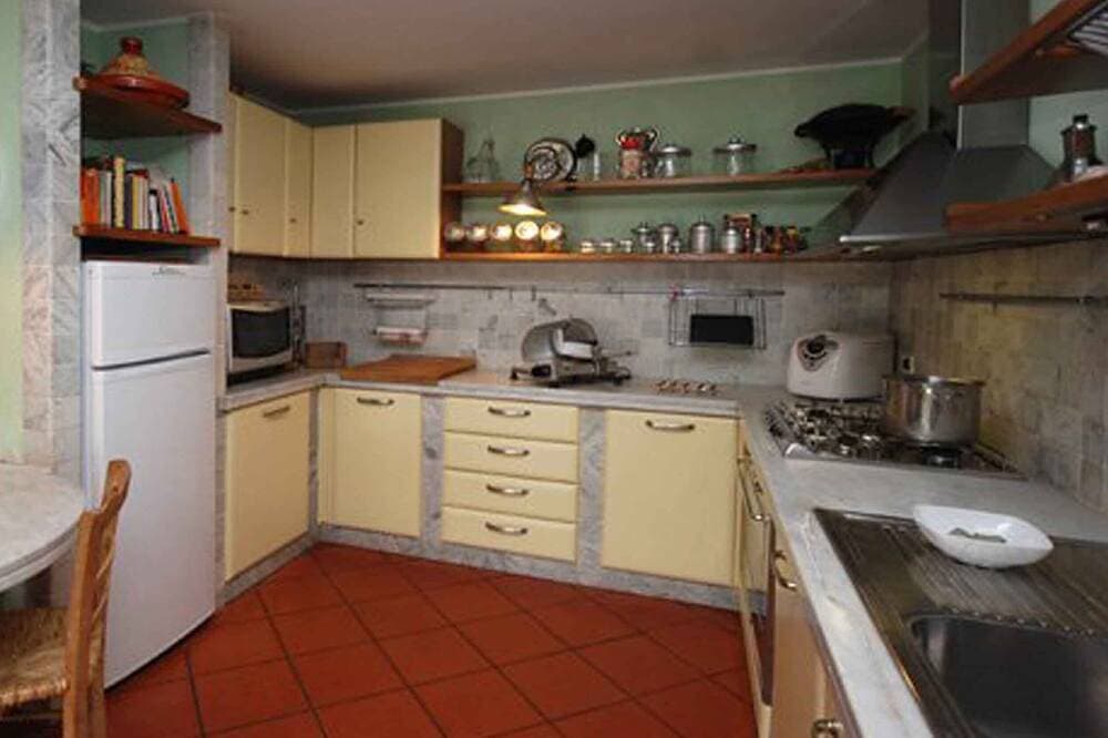 Foto 12 von 21: Villa Goa 13p mit exklusivem Pool, kostenfreiem WLAN, Grill in der Nähe von Stränden und CinqueTerre