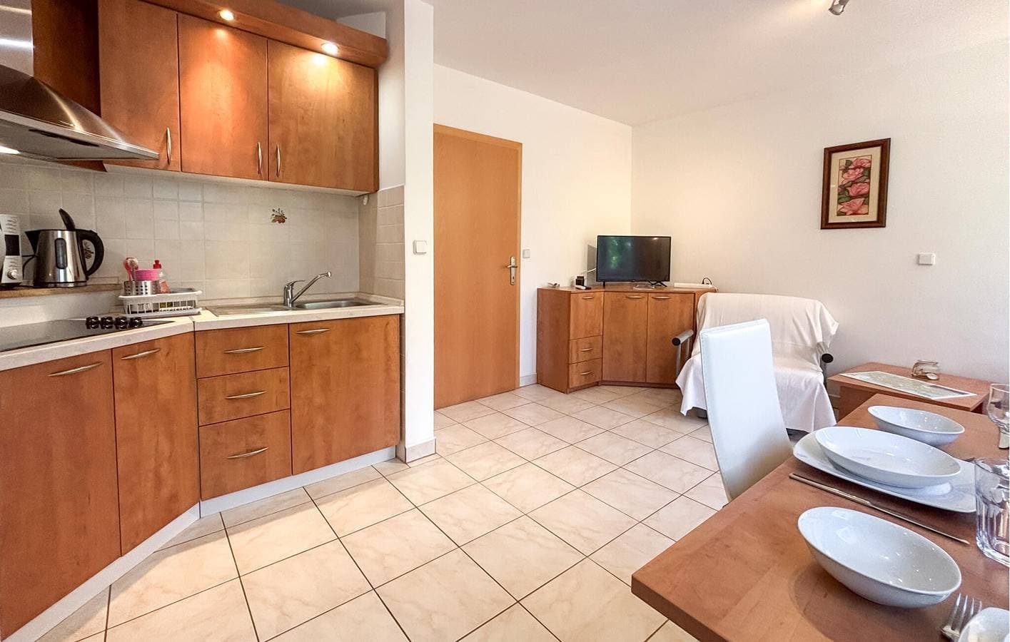 Foto 9 von 19: Gemütliche Ferienwohnung mit Terrasse, WLAN und Parkplatz, 1 km vom Strand von Jert entfernt