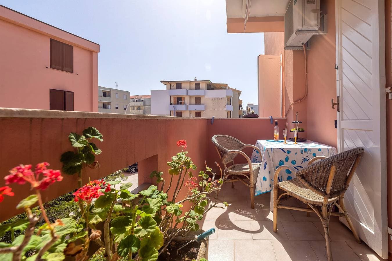 Foto 2 von 20: Ferienhaus 'Casa 'Sole Del Lido'' mit Balkon und Klimaanlage