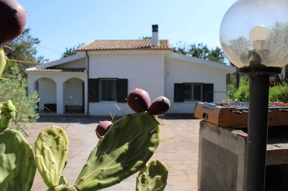 Foto 8 von 27: House surrounded by greenery just a few minutes drive from the most beautiful beaches of Alghero