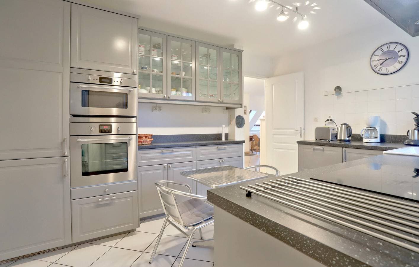 Foto 8 von 41: Gemütliches Apartment am Strand mit WiFi, TV, Parkplatz und Garten