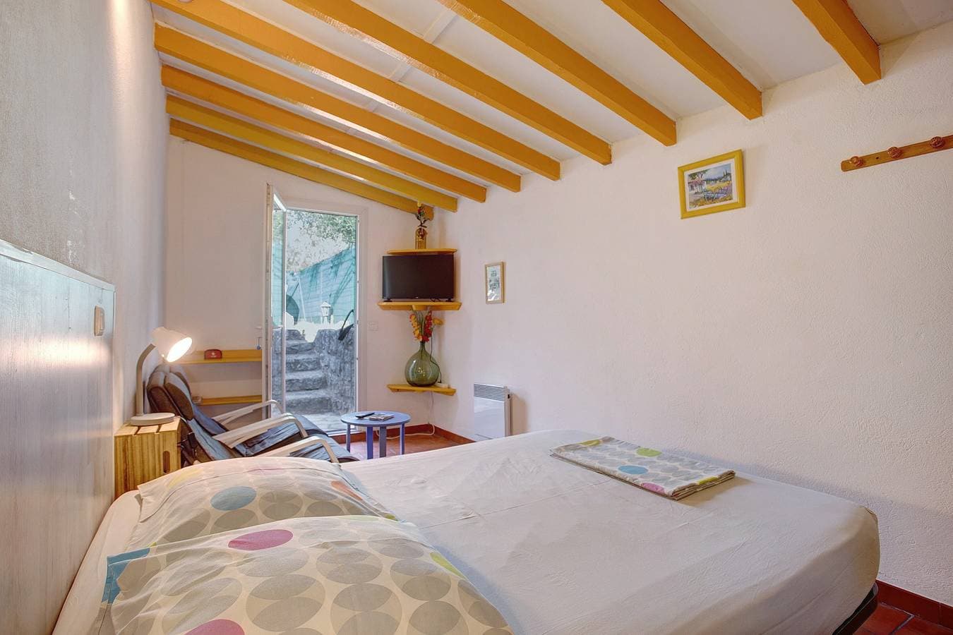 Foto 5 von 34: Einzimmerapartment 'Meublé' mit Gemeinschaftspool, privatem Garten und WLAN