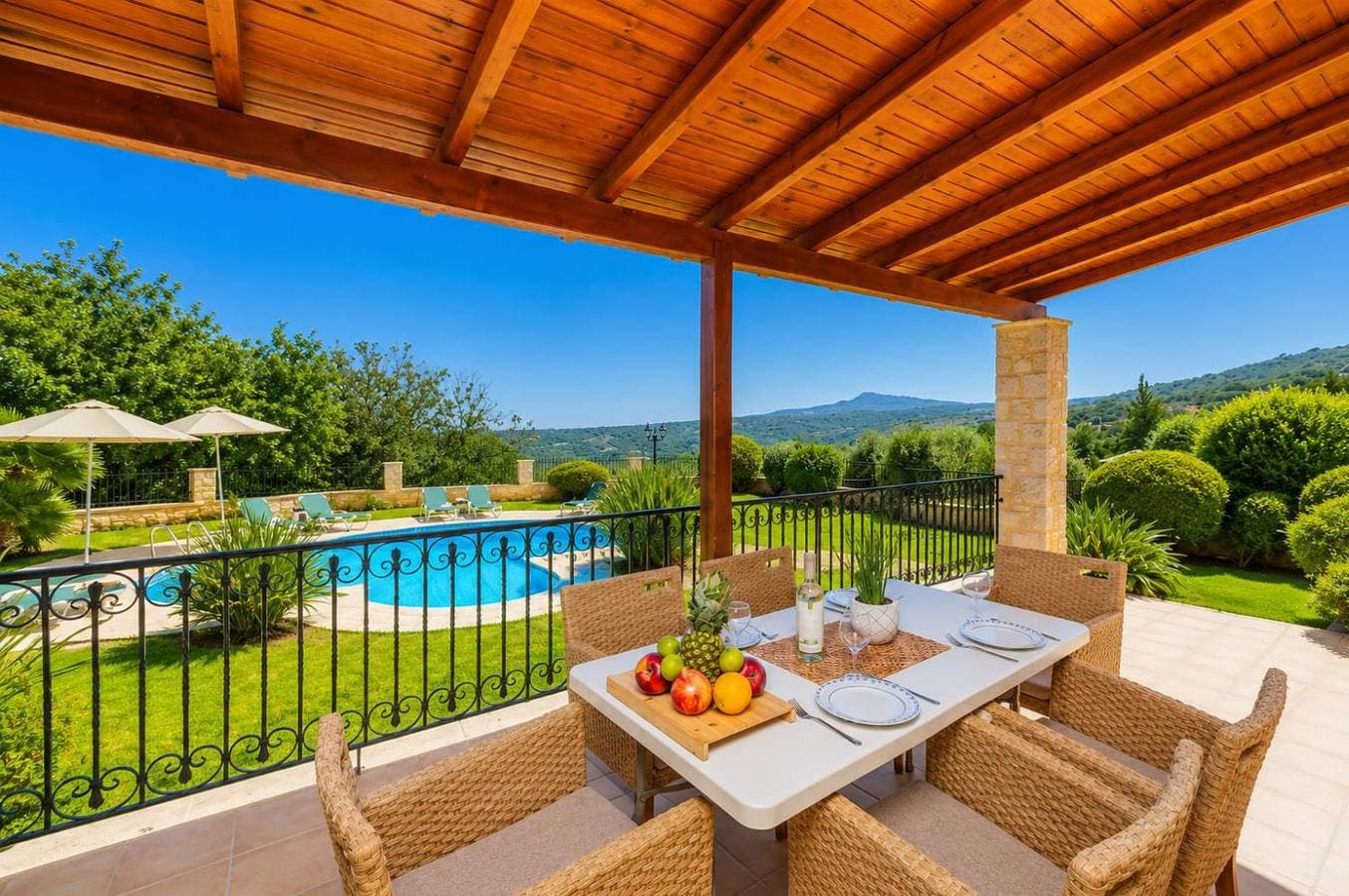 Foto 4 von 30: Villa für 8 Personen mit Balkon