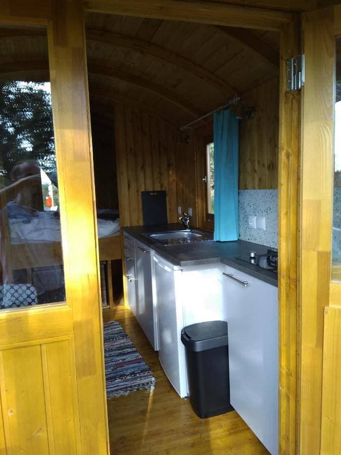 Gypsy caravan op de camping 1