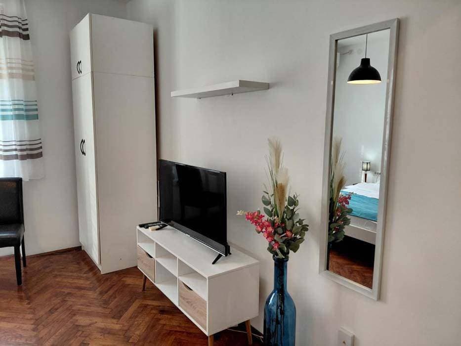 Foto 5 von 29: One-Bedroom Apartment